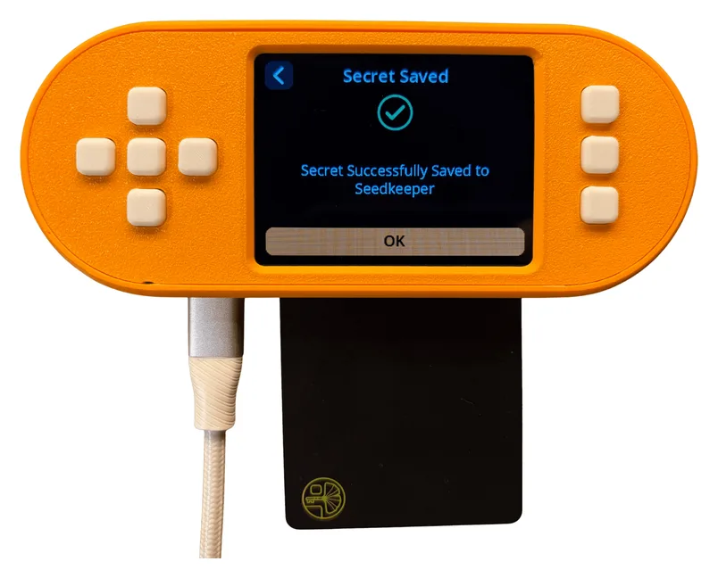Seedsigner+ met smartcard op het opgeslagen scherm