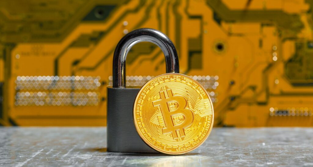 bitcoin gold padlock security
